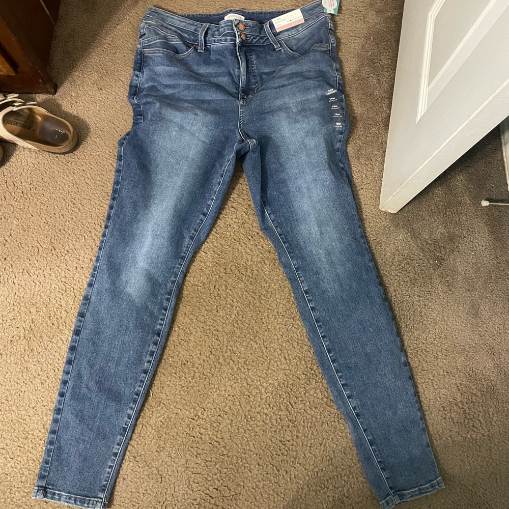 Maurices Classic Blue Skinny Jeans